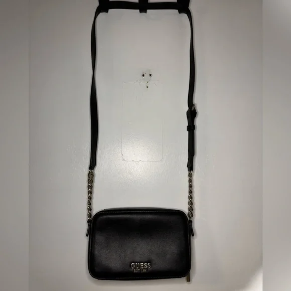 Guess Purse - Picture 3 of 6